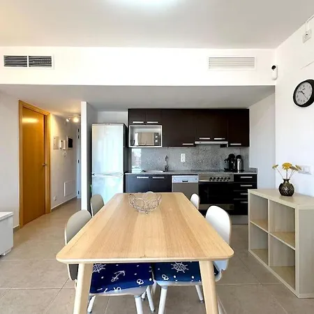 V019 - Mestral 1 Apartment Roses